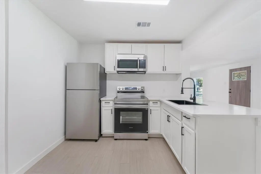 8724 Dunlap Drive
