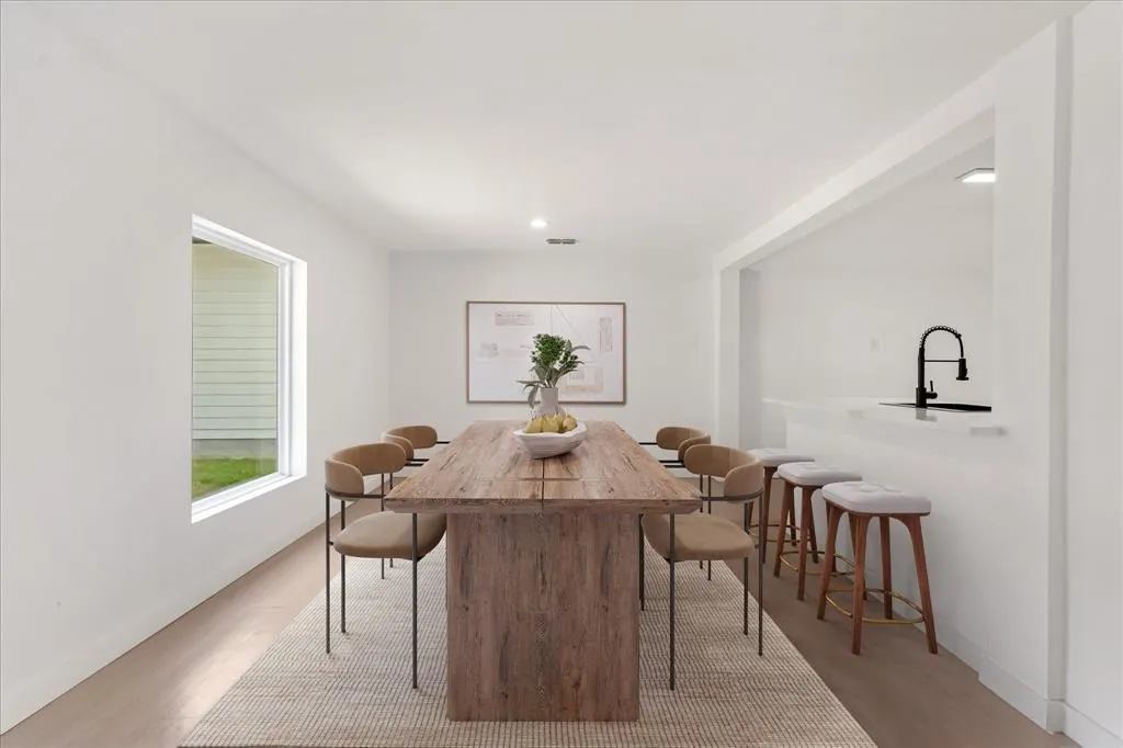 8724 Dunlap Drive