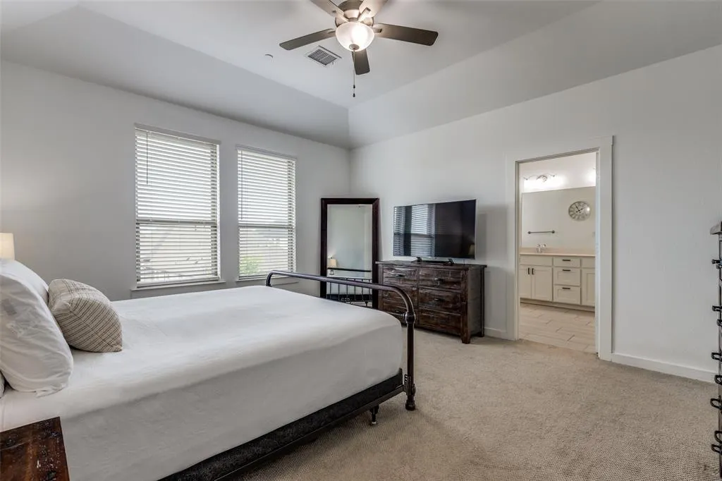 7245 Sprangletop Street