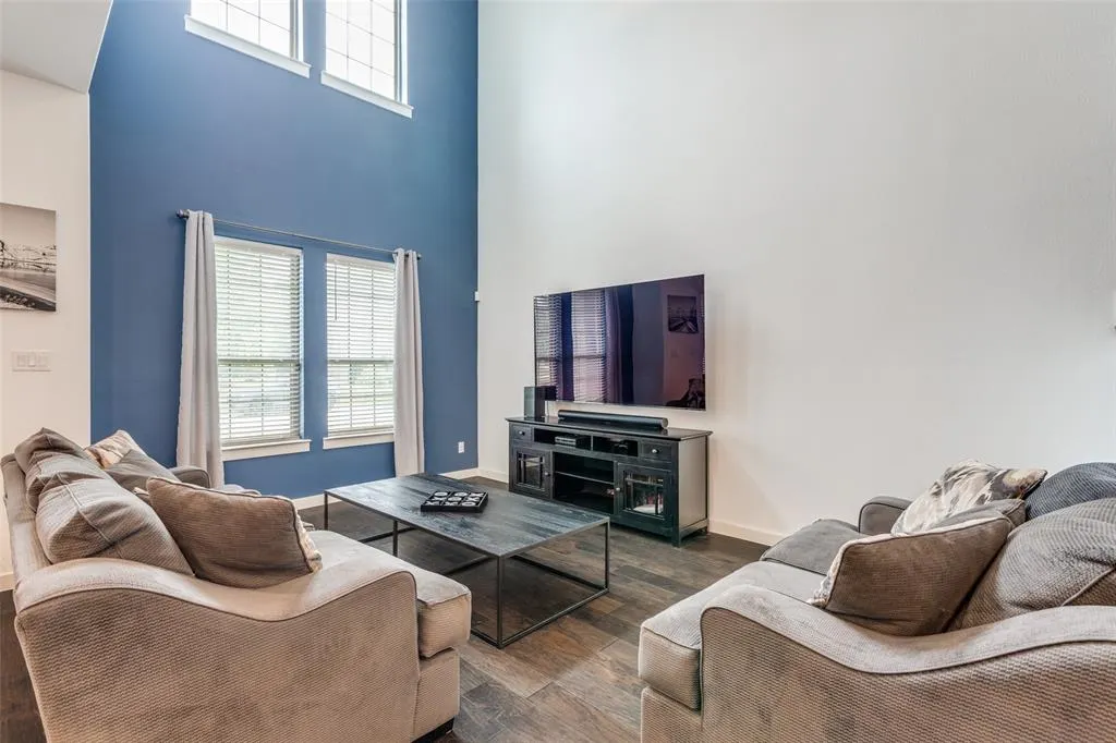 7245 Sprangletop Street