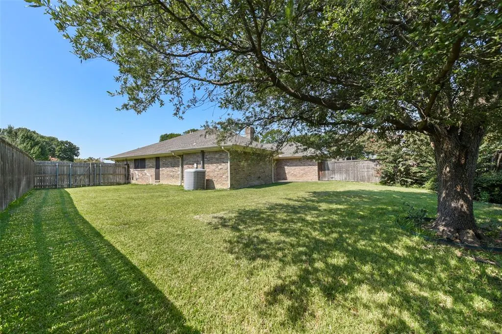 1017 Clinton Drive