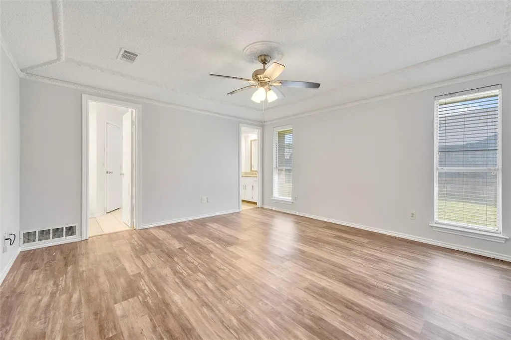 1017 Clinton Drive