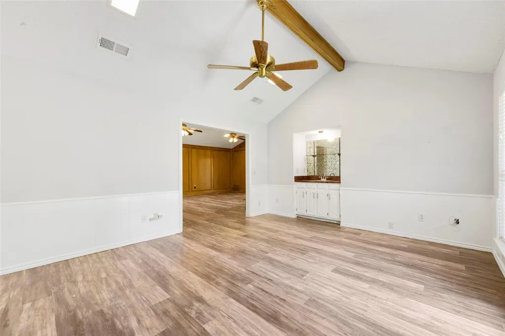 1017 Clinton Drive