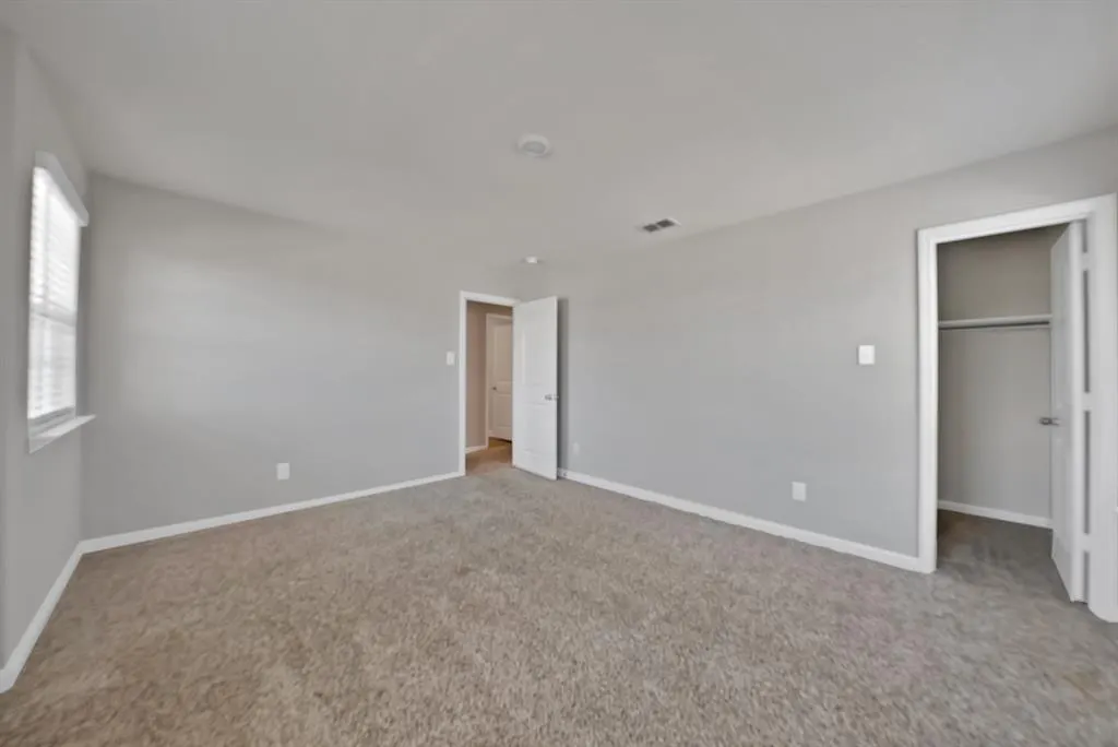 2121 Yarbrough Drive