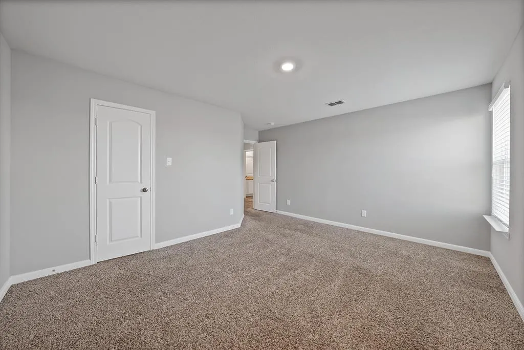 2121 Yarbrough Drive