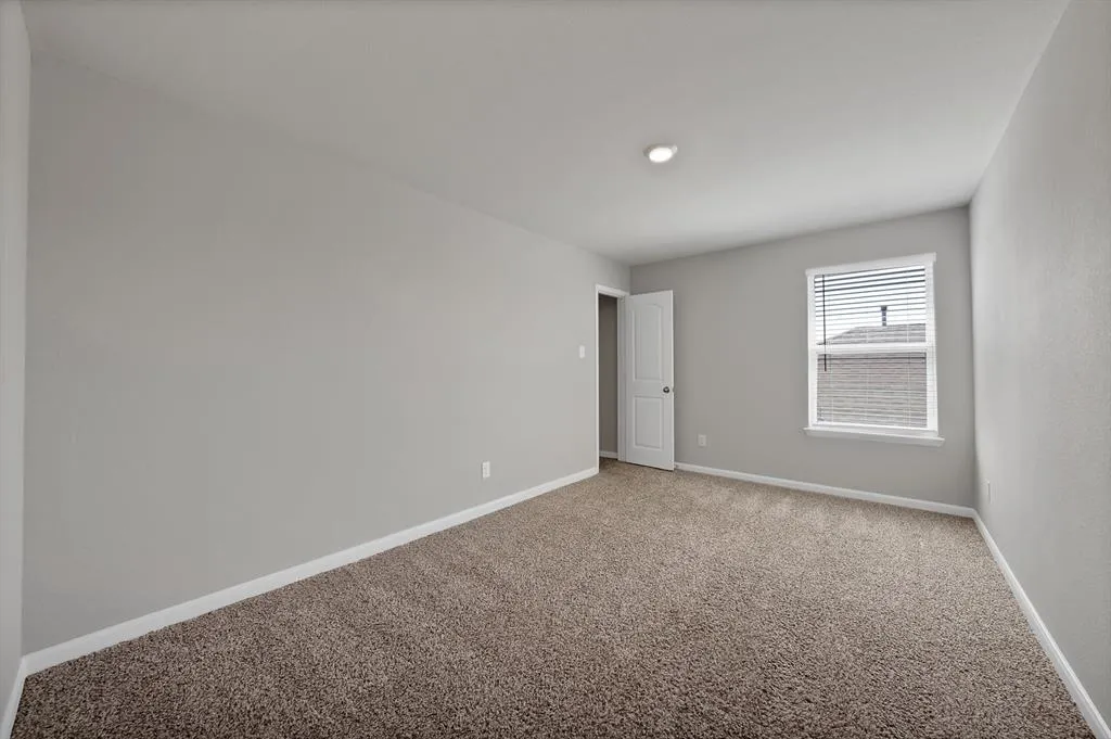 2121 Yarbrough Drive