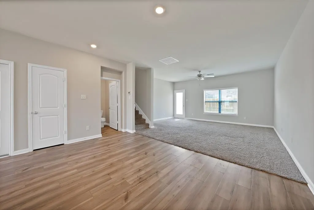 2121 Yarbrough Drive