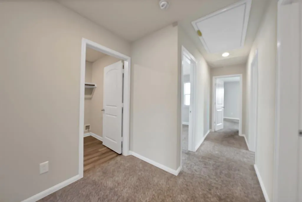 2121 Yarbrough Drive