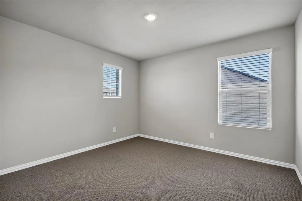421 Willet Drive