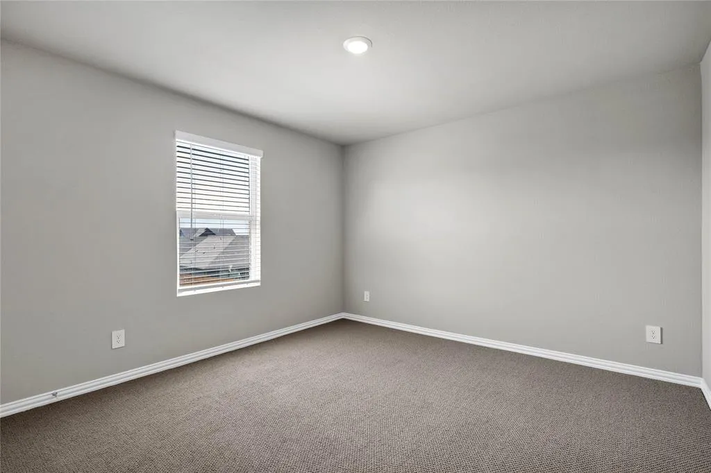 421 Willet Drive