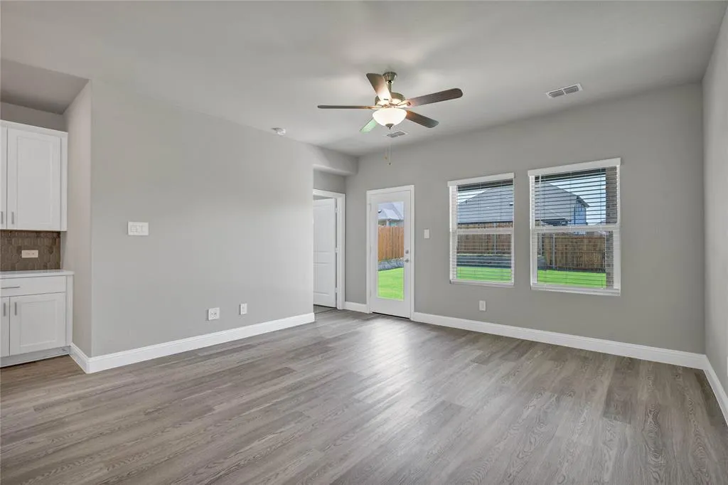 421 Willet Drive
