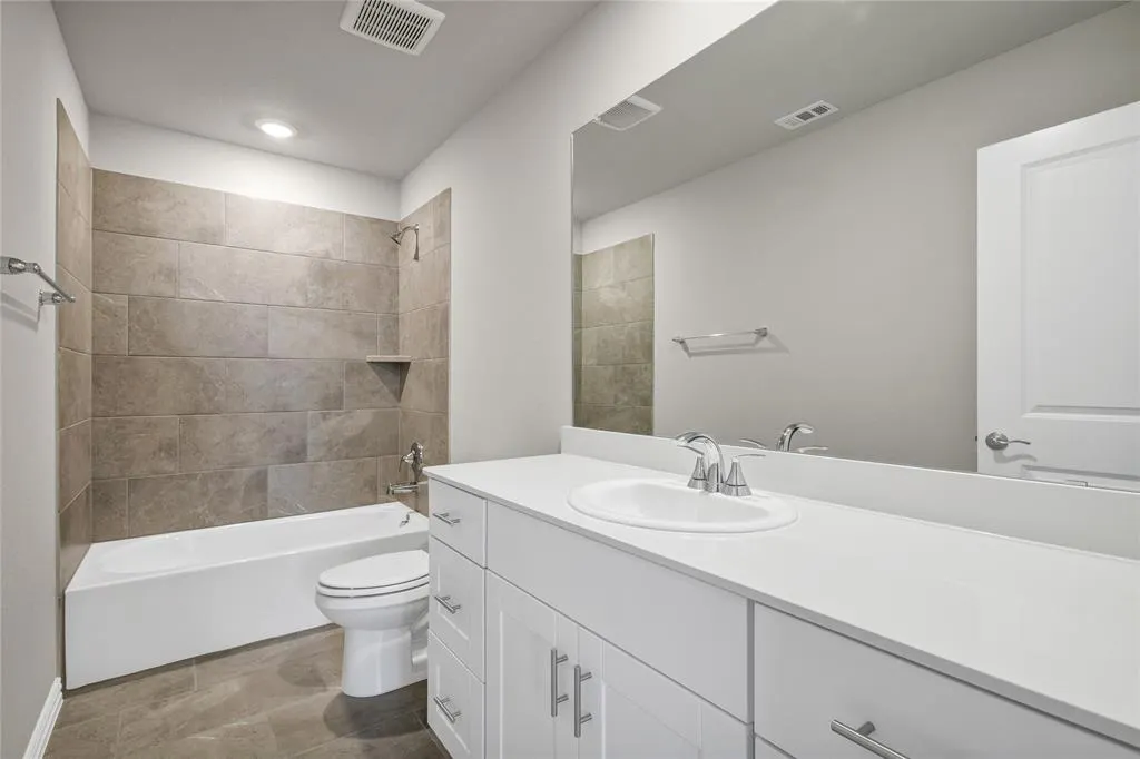 421 Willet Drive