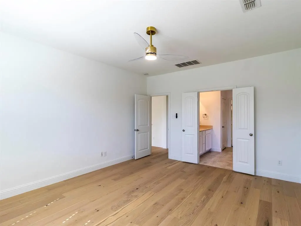 1700 Meadow Trail Lane