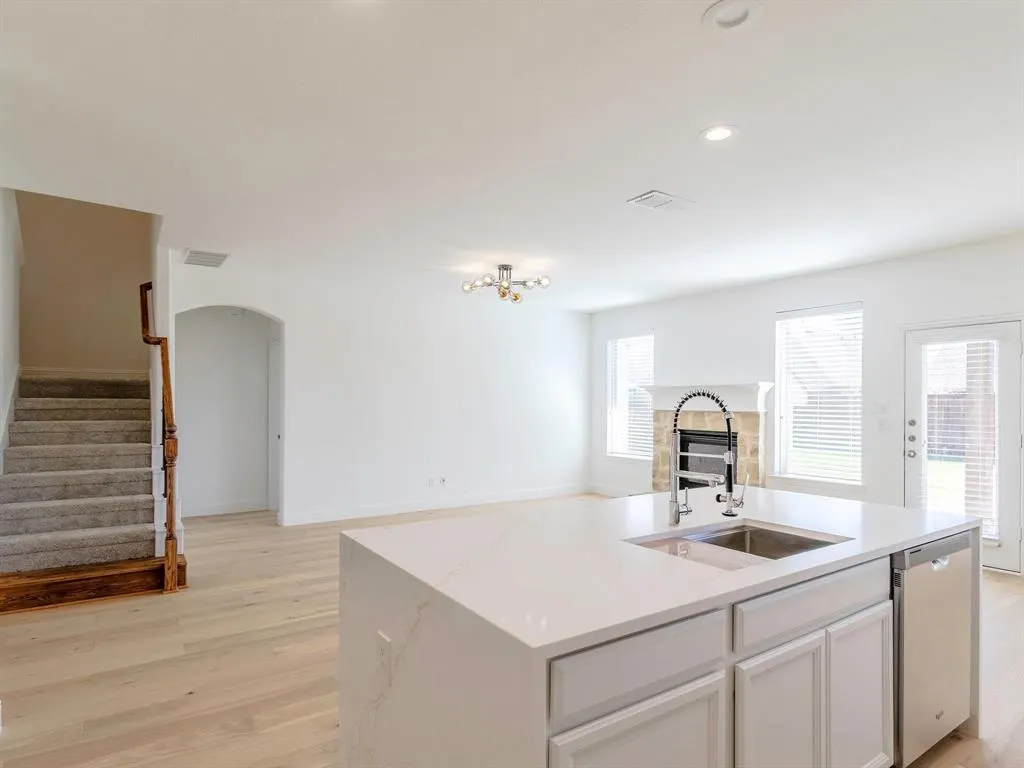 1700 Meadow Trail Lane