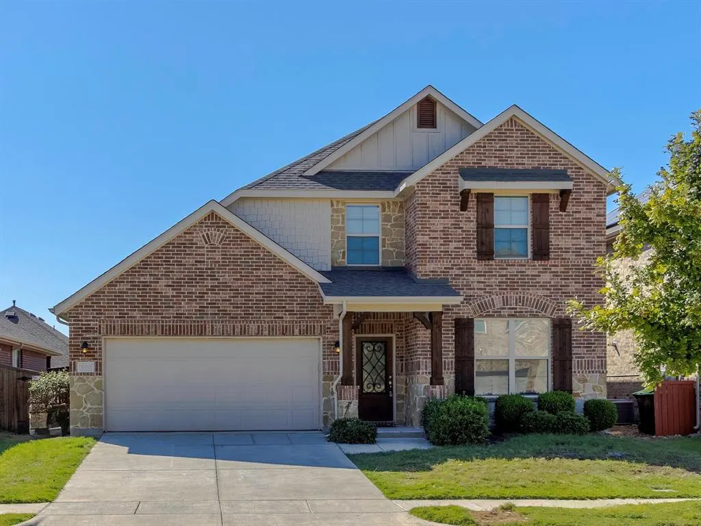 1700 Meadow Trail Lane