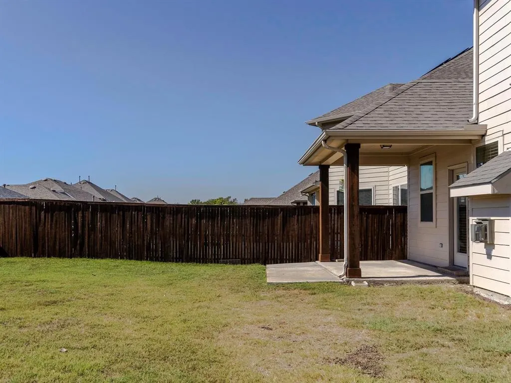1700 Meadow Trail Lane