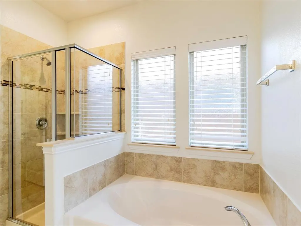1700 Meadow Trail Lane