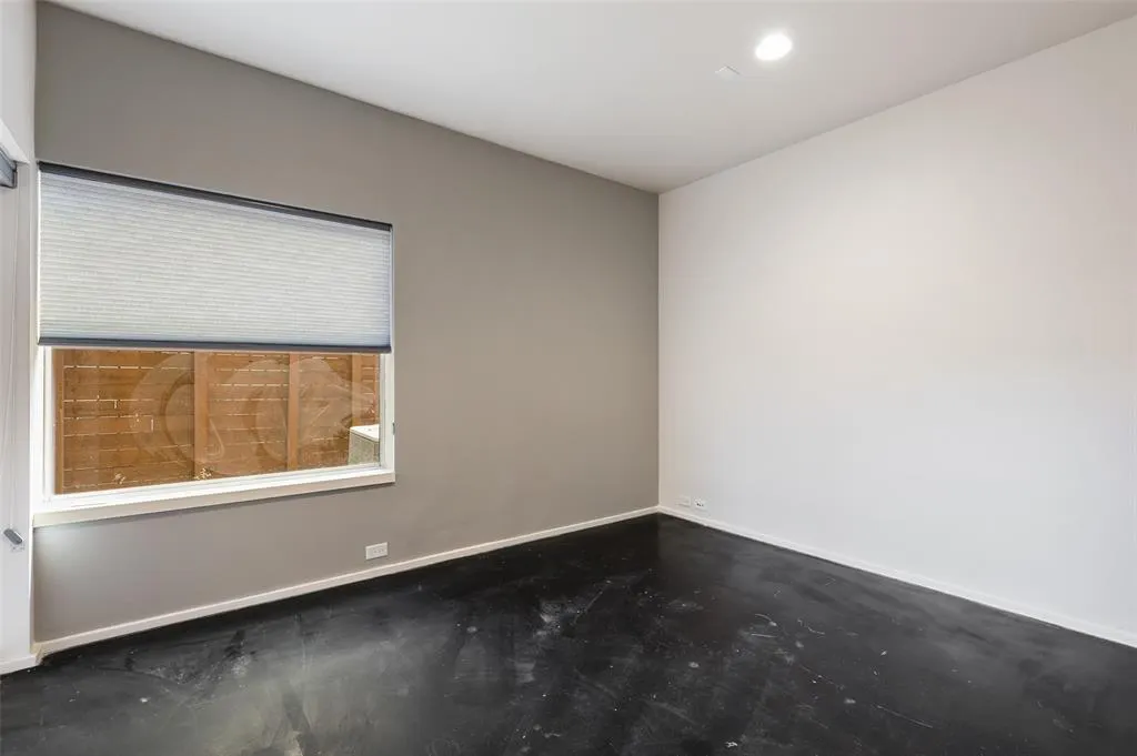 5205 Capitol Avenue, #8