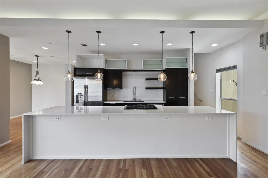 5205 Capitol Avenue, #8