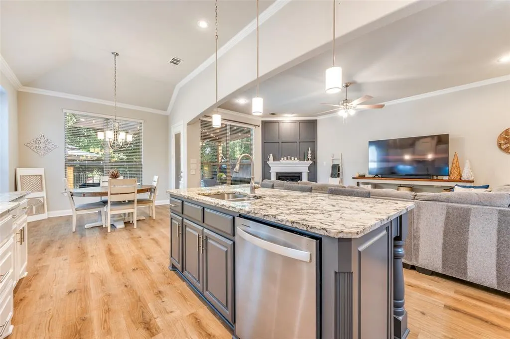 4124 Angelina Drive