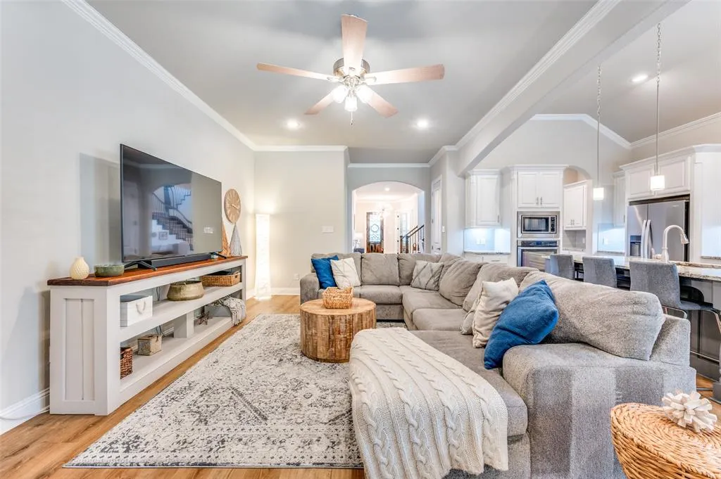 4124 Angelina Drive