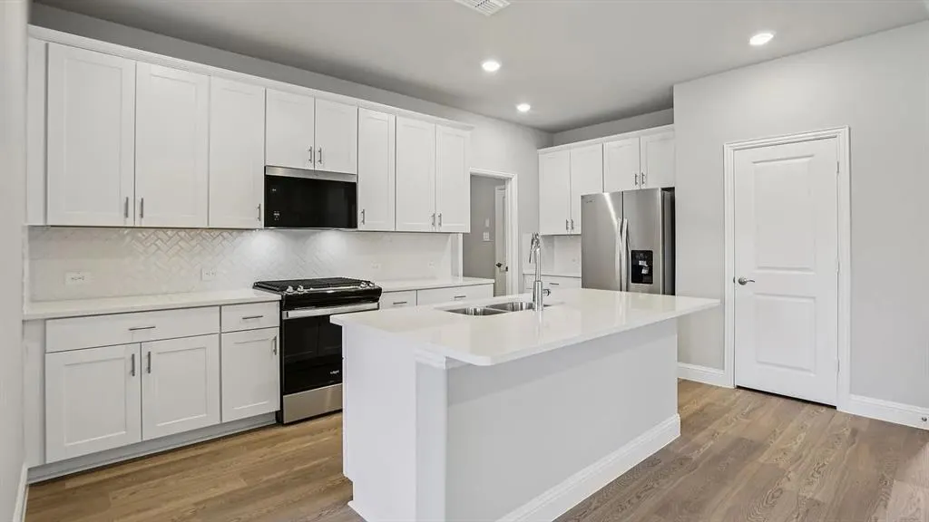 504 Willet Drive