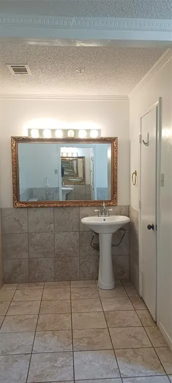 2206 Blue Cypress Drive