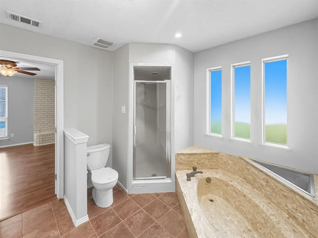 3701 Knob Hill Drive