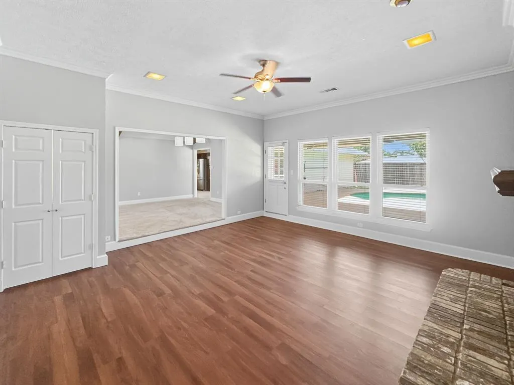 3701 Knob Hill Drive