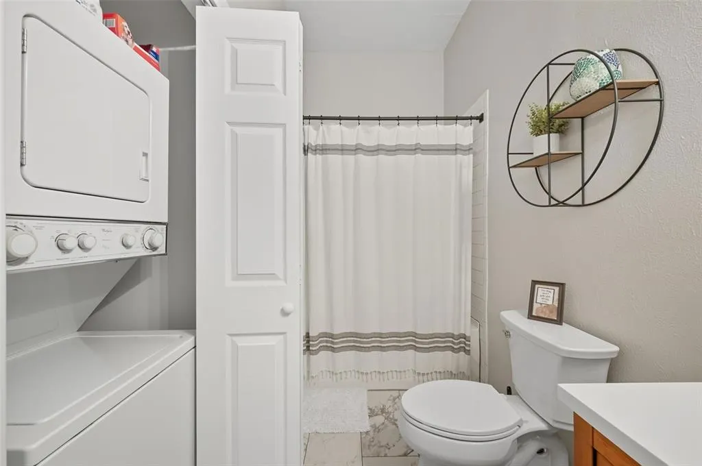 4232 McKinney Avenue, #108