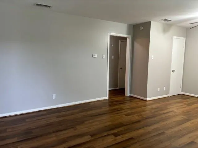 312 La Salle Drive