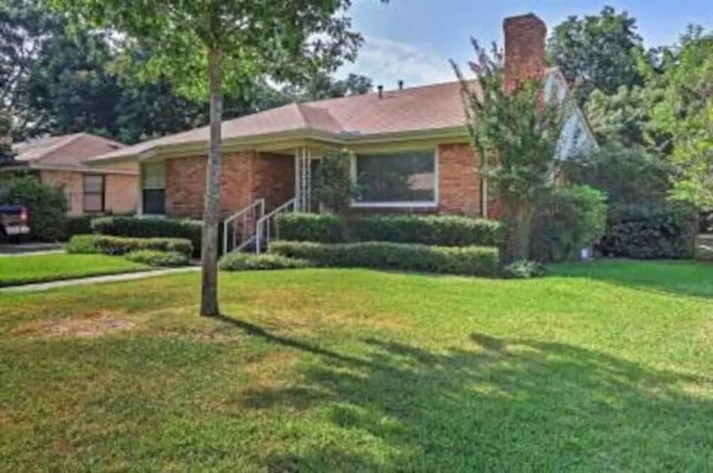 3708 Park Lane