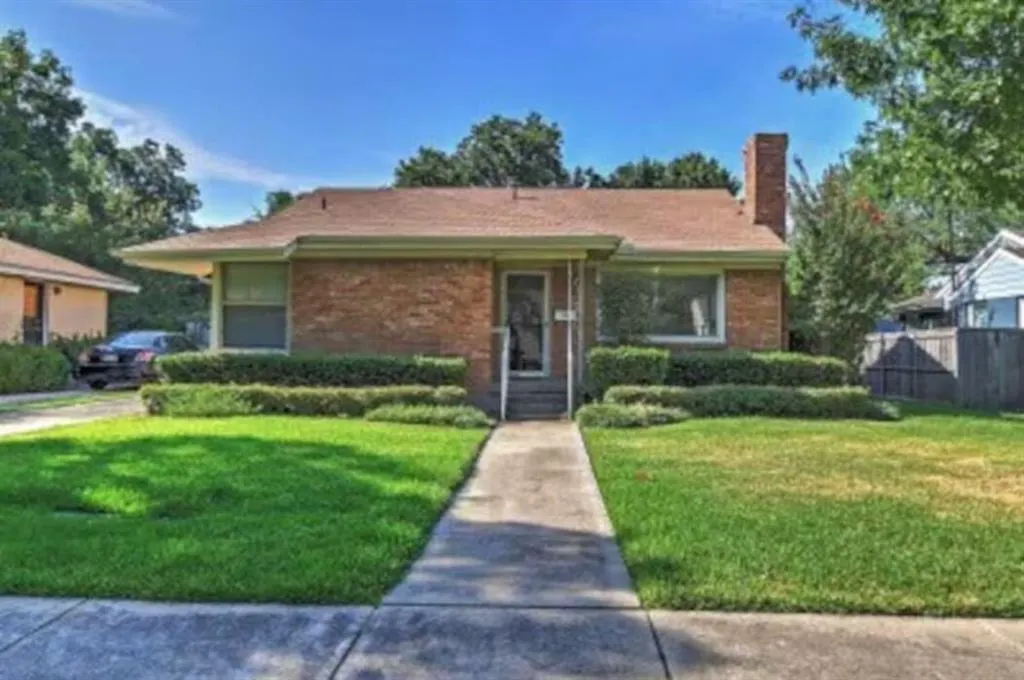 3708 Park Lane