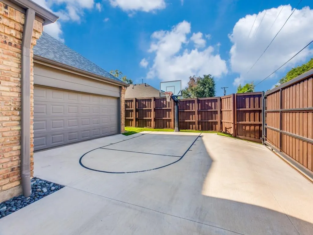16102 Shadybank Drive