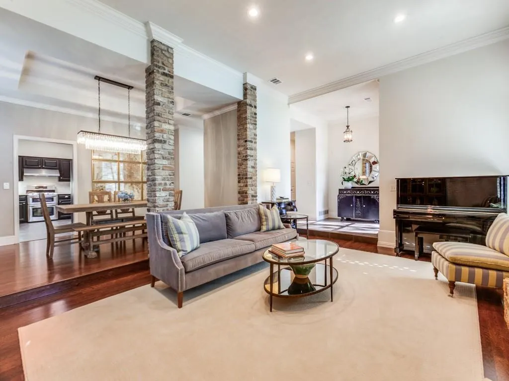 16102 Shadybank Drive