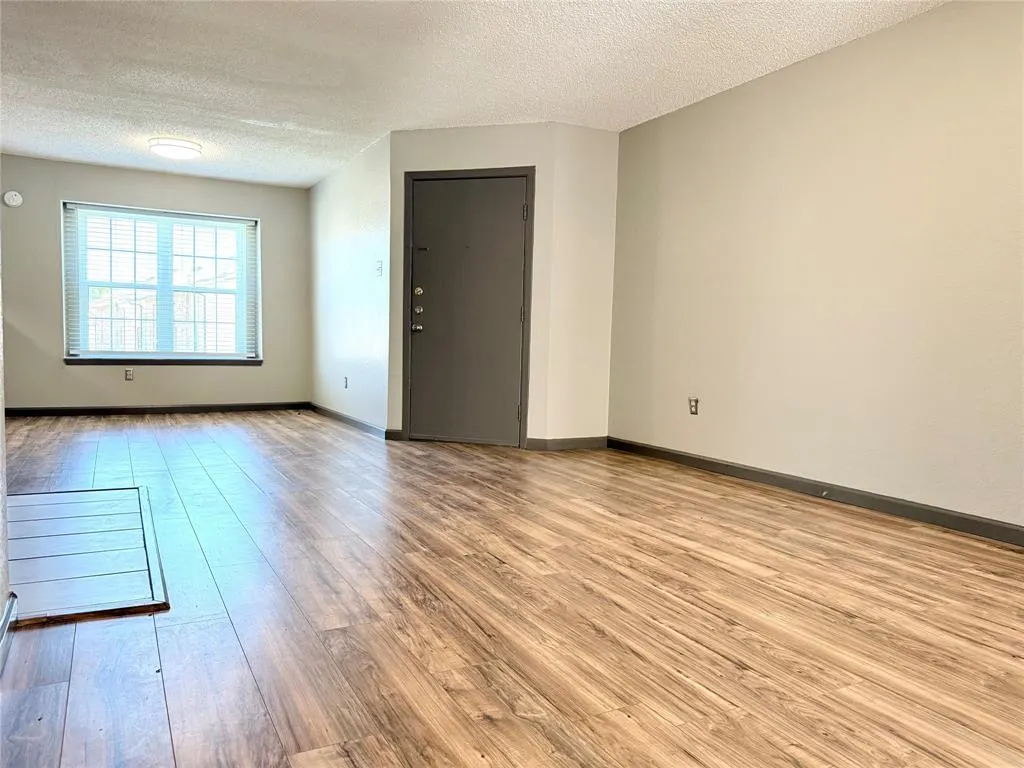 12484 Abrams Road, #1825