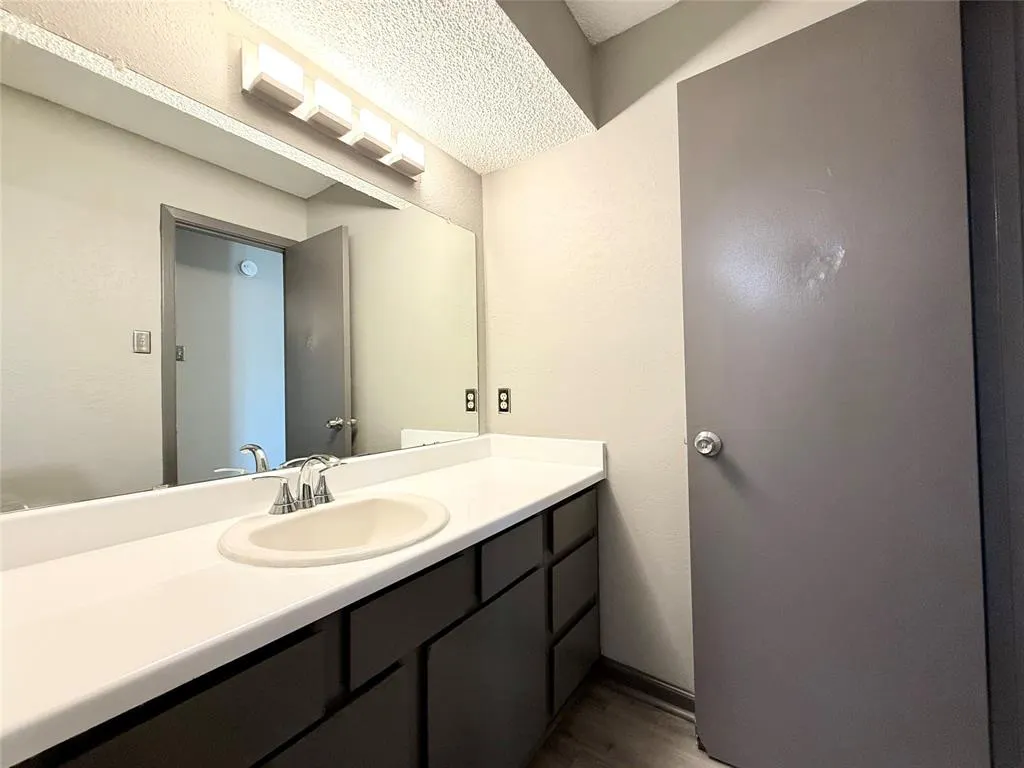 12484 Abrams Road, #1825