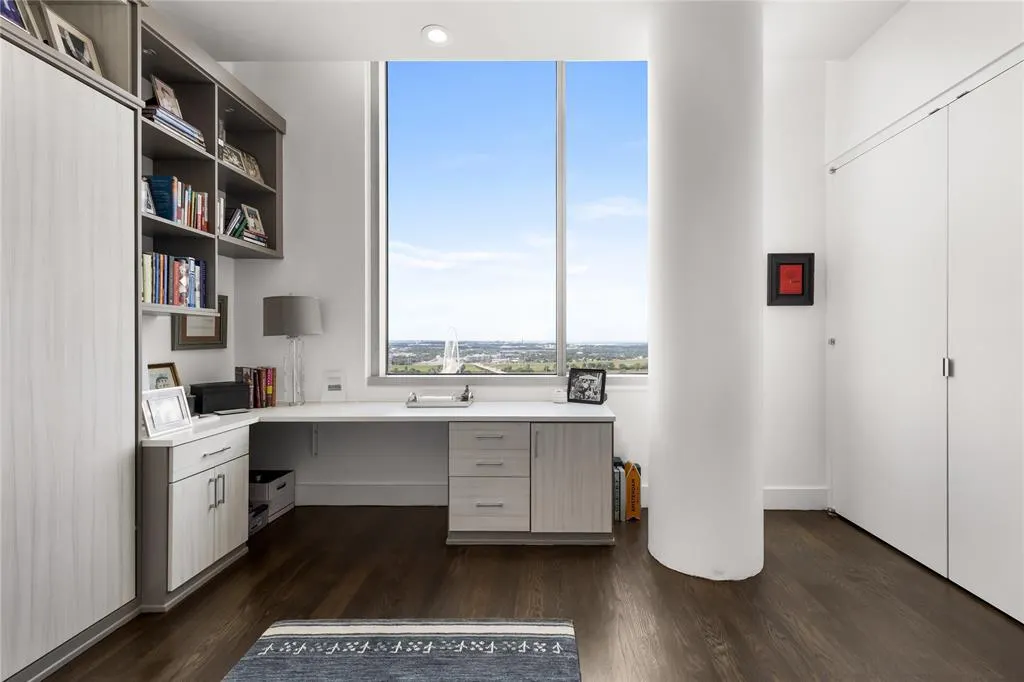2200 Victory Avenue, #2504