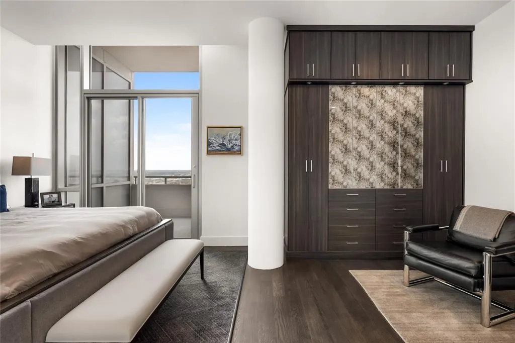 2200 Victory Avenue, #2504