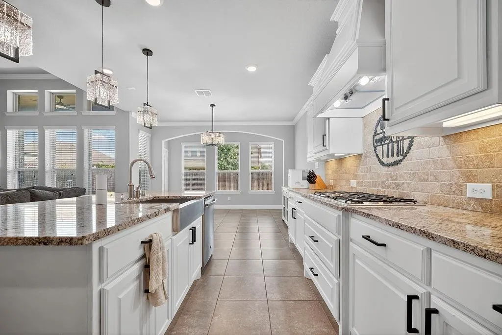 4250 Salado Creek Way