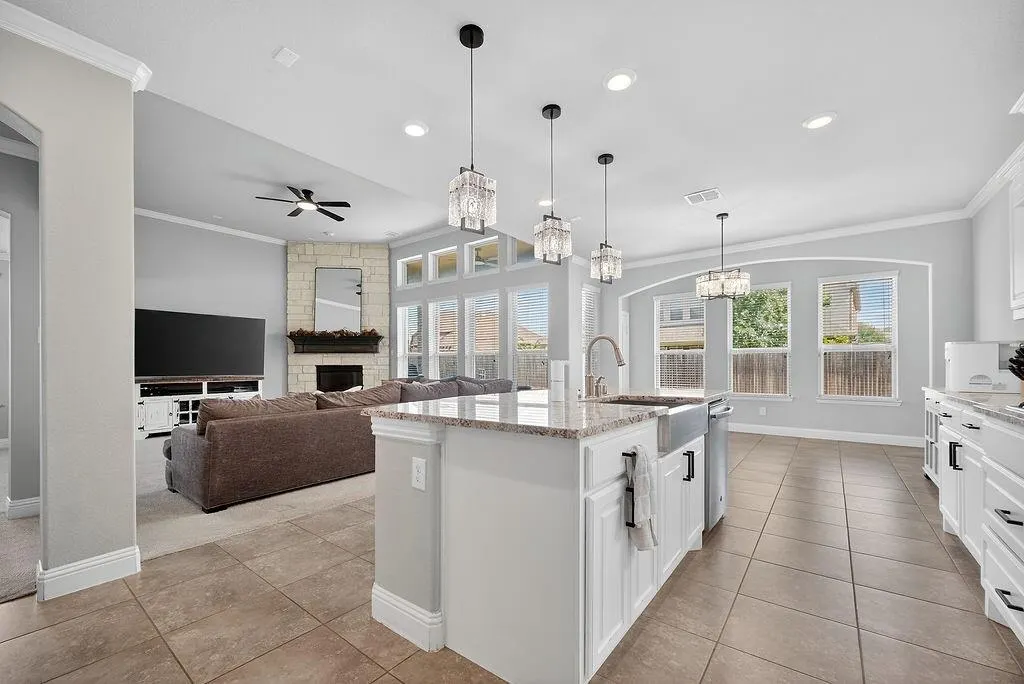 4250 Salado Creek Way