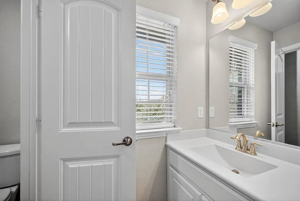 4250 Salado Creek Way