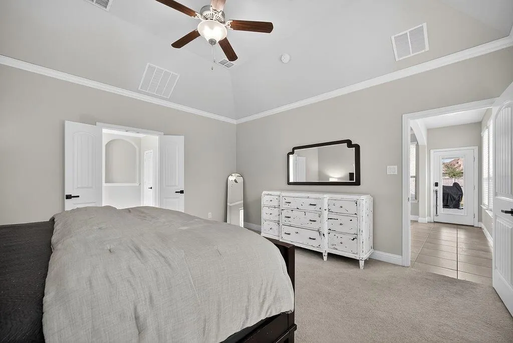 4250 Salado Creek Way
