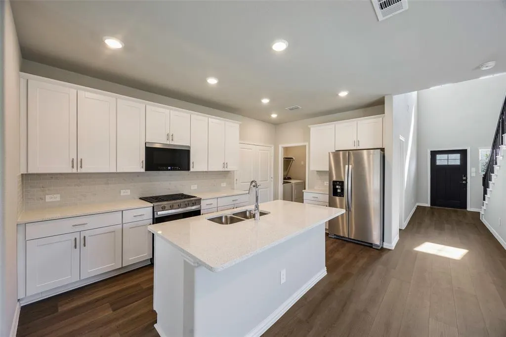 4018 Sandstone Drive