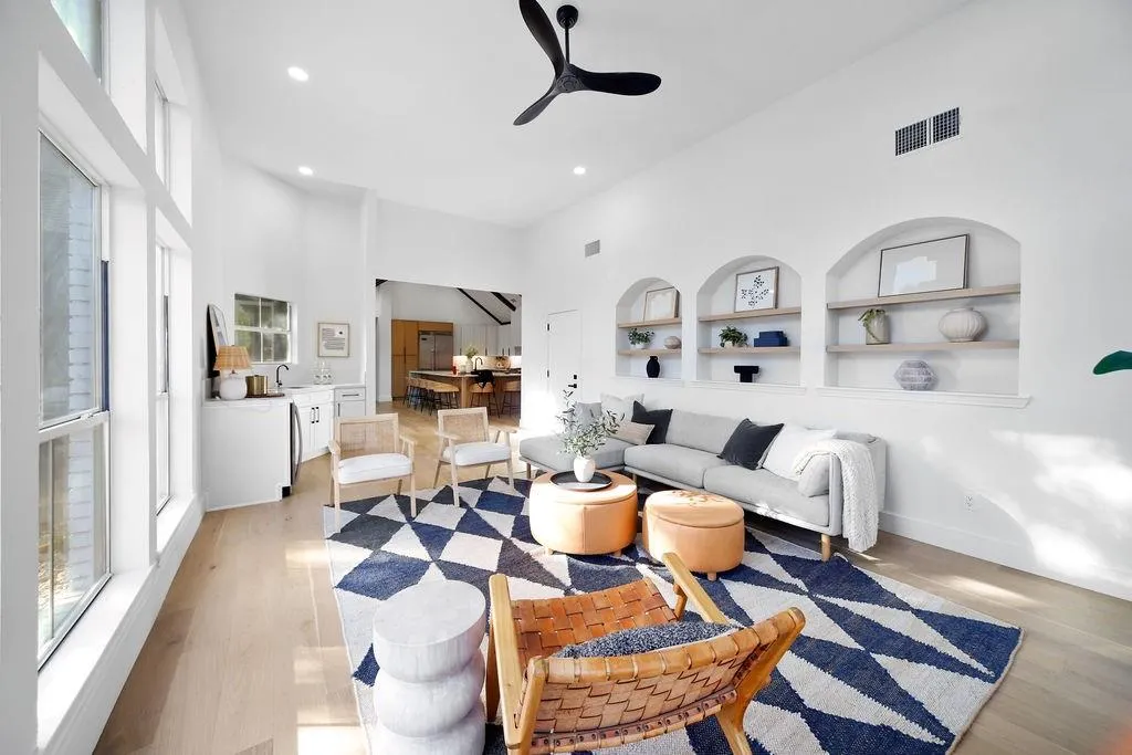 5926 Mapleshade Lane