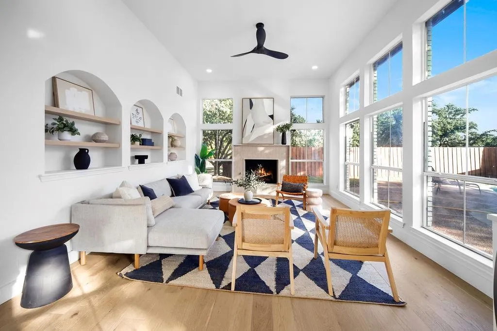 5926 Mapleshade Lane