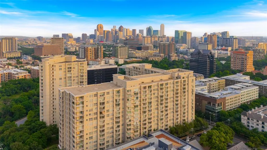 3225 Turtle Creek Boulevard, #1012