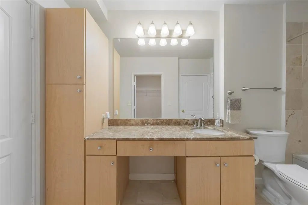 3225 Turtle Creek Boulevard, #1012