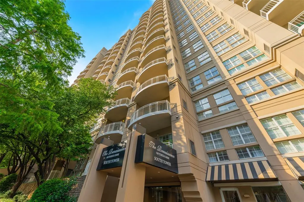 3225 Turtle Creek Boulevard, #1012