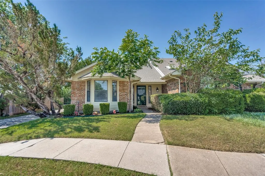 3631 Hilltop Lane